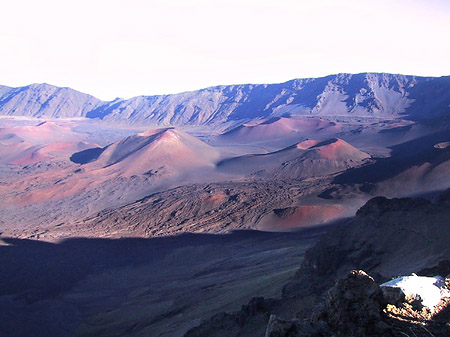Wüstenlandschaft von Maui Fotos