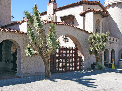 Scottys Castle